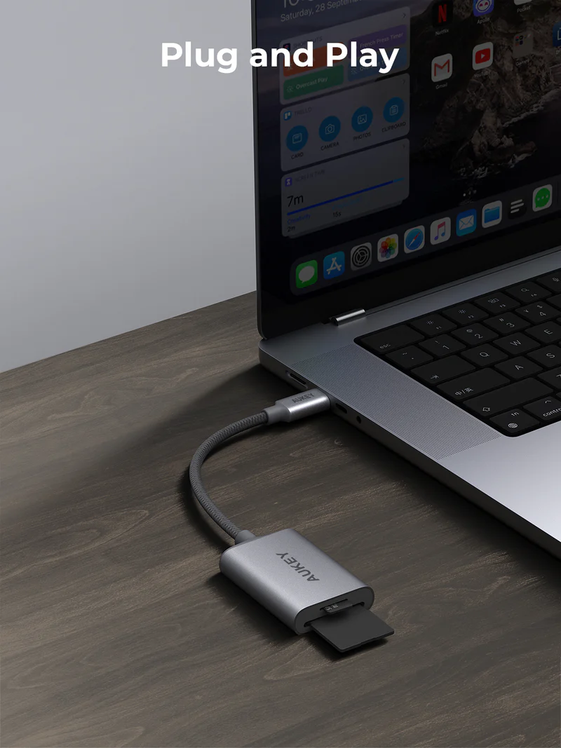 أوكي محول USB-C إلى قارئ بطاقات - رمادي | UH-C01 أوكي محول USB-C إلى قارئ بطاقات - رمادي | UH-C01