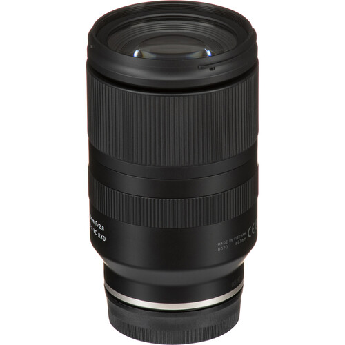 عدسة Tamron 17-70mm f/2.8 Di III-A VC RXD لكاميرا Sony E