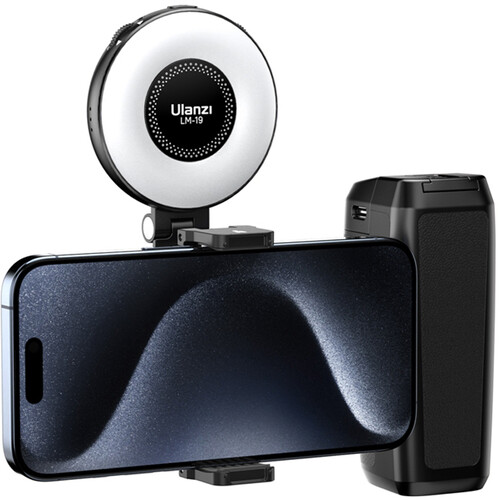 Ulanzi MA35 MagSafe Bluetooth Smartphone Camera Shutter and Grip Ulanzi MA35 MagSafe Bluetooth Smartphone Camera Shutter and Grip