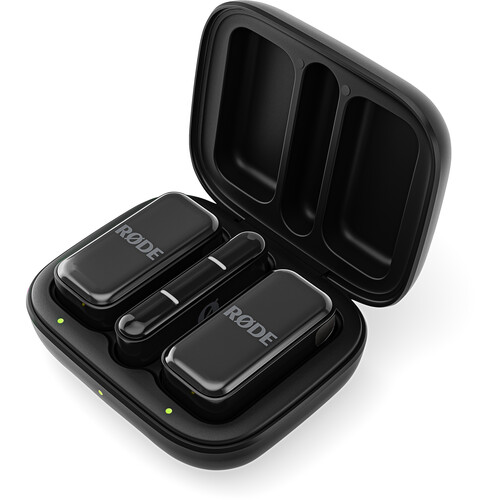RODE Wireless Micro 2-Person Ultracompact Wireless Microphone System with Lightning Connector (2.4 GHz, Black) RODE Wireless Micro 2-Person Ultracompact Wireless Microphone System with Lightning Connector (2.4 GHz, Black)