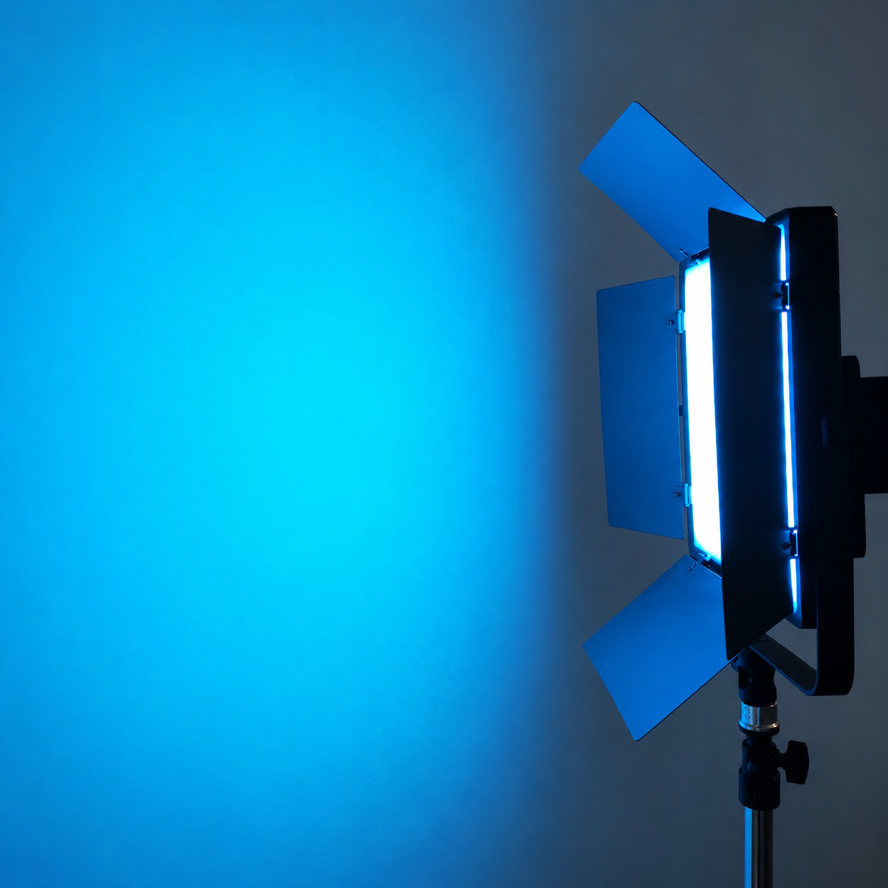 Vagner Pro LED900 RGB Professional LED Video Panel Light Vagner Pro LED900 RGB Professional LED Video Panel Light