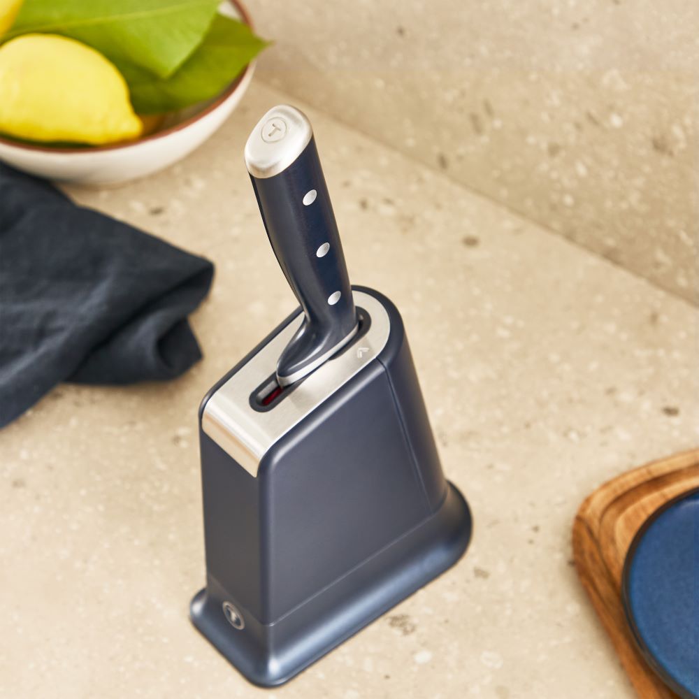 Tefal Eversharp Pro Knife, 16.5CM + knife block with integrated sharpener - K297S244