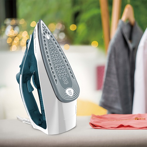 Tefal Express Steam BLUE BOREAL - Steam Iron - 2200W - Ceramic X- Glide Soleplate Technology - Continuous Steam Output up to 35 g/minute - Steam Boost up to 100 g/minute - FV2831E2 Tefal Express Steam BLUE BOREAL - Steam Iron - 2200W - Ceramic X- Glide Soleplate Technology - Continuous Steam Output up to 35 g/minute - Steam Boost up to 100 g/minute - FV2831E2