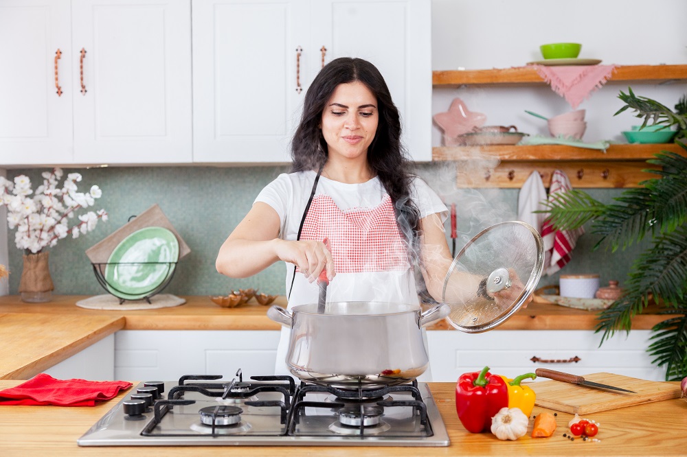 حلة طهي كلاسيك ستانلس ستيل مع غطاء زجاجي 16 سم من زهران - 330030016